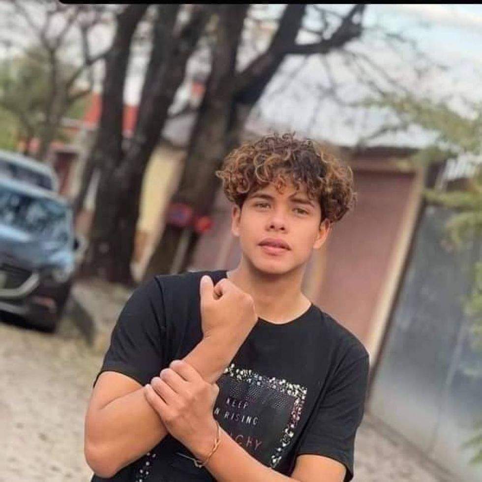 Image default